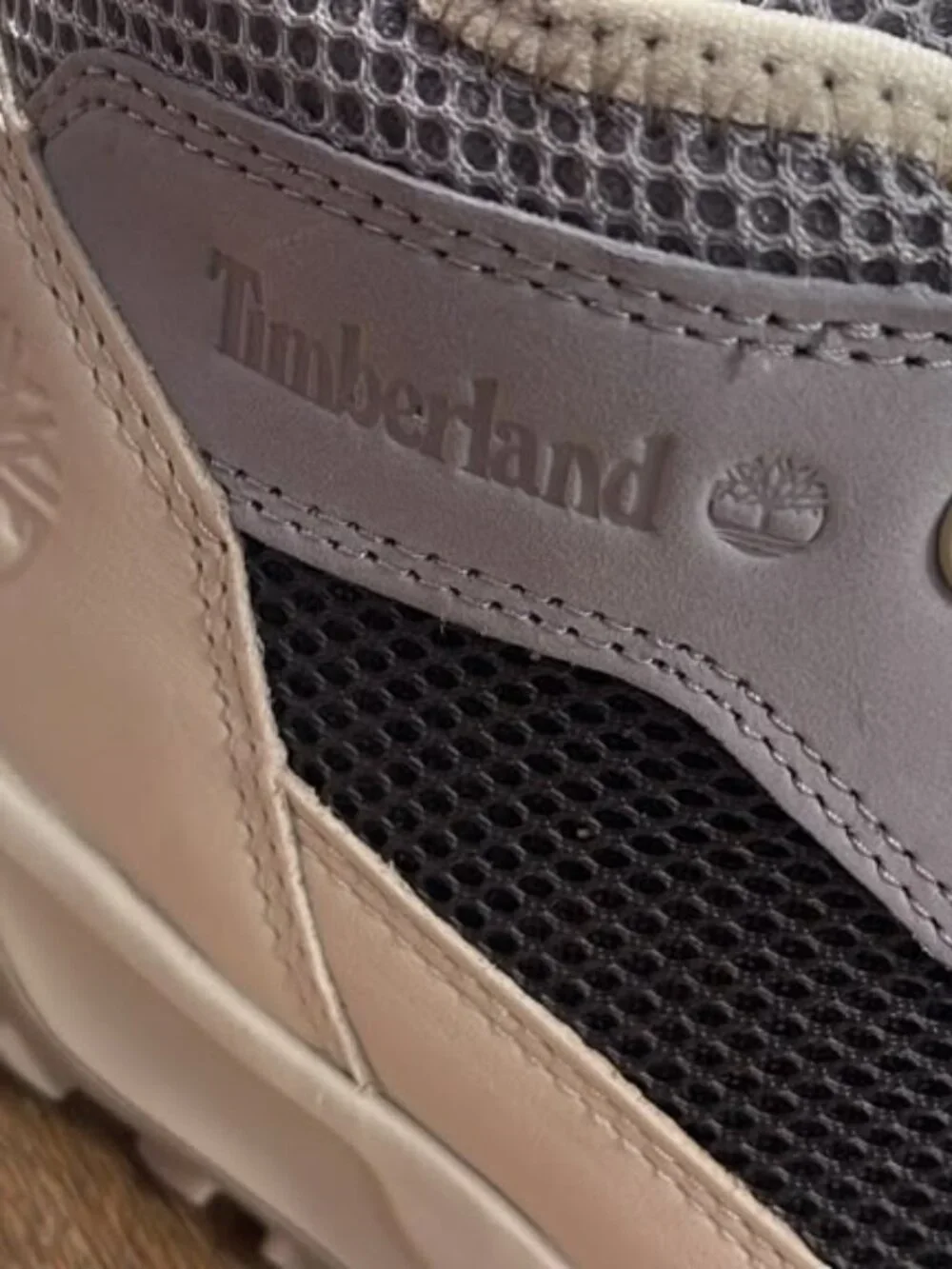 Timberland Men's Greenstride Motion 6 Mid Lace Sneakers Wh Full Grain A6CW1-EM2